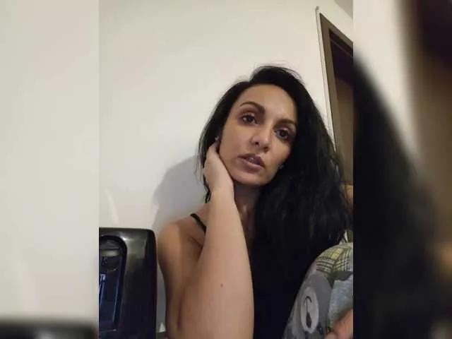 Kama-4 from BongaCams
