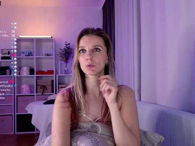 Karamelsw from BongaCams