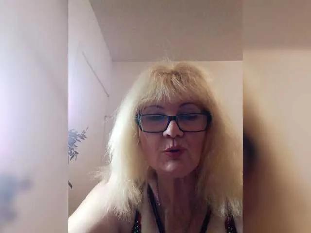 KASANDRABOLOSHKA from BongaCams