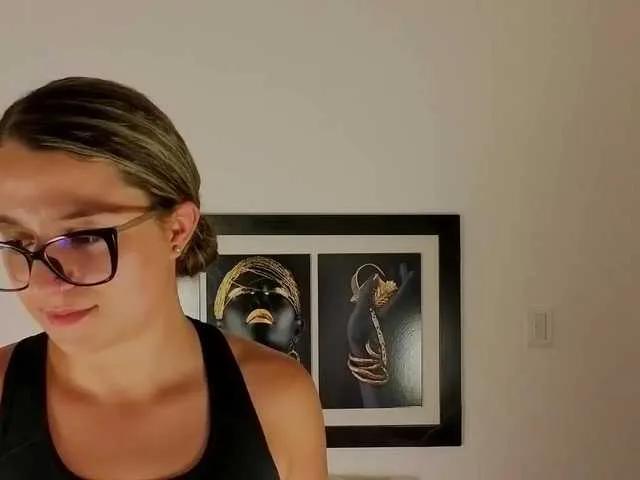 kattialov from BongaCams