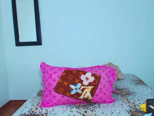 Checkout girls naked models with similar nickname. Cute sexy Free Models.