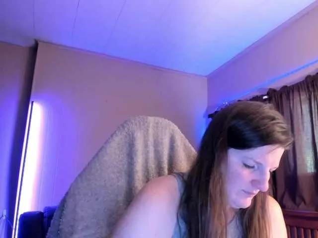 KellyCarolina from BongaCams