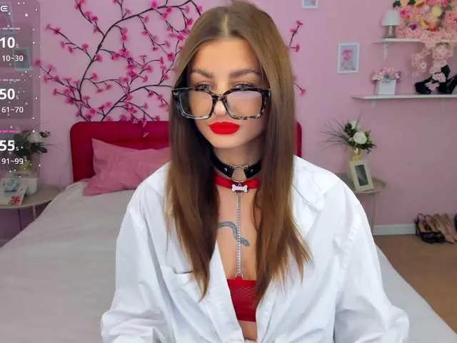 KennaOlsen from BongaCams