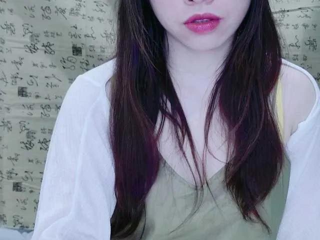 Kiki-001 from BongaCams