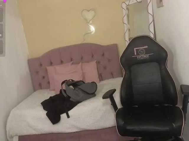 KISSI-TAY from BongaCams