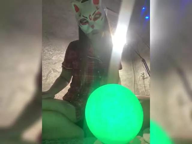 KissMissMissKiss from BongaCams