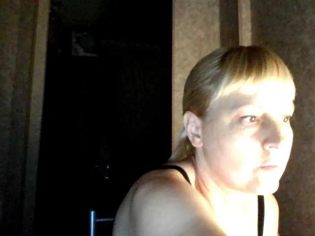 krisss2016 from BongaCams is Freechat