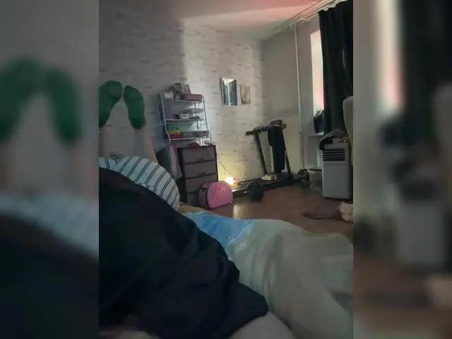 L0lly-D0lly from BongaCams