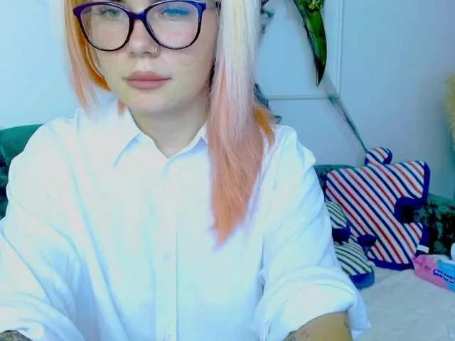 Checkout girls naked models with similar nickname. Cute sexy Free Models.