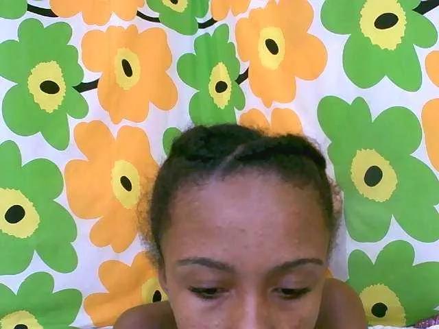 Laminnah from BongaCams