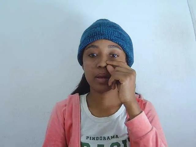 Laminnah from BongaCams