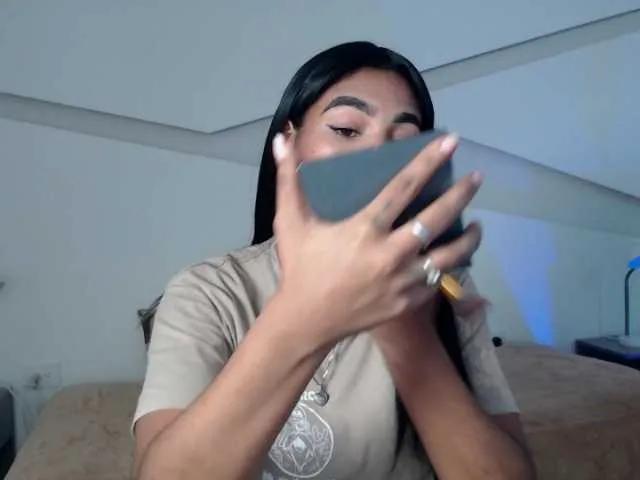 Lana-Starlett from BongaCams