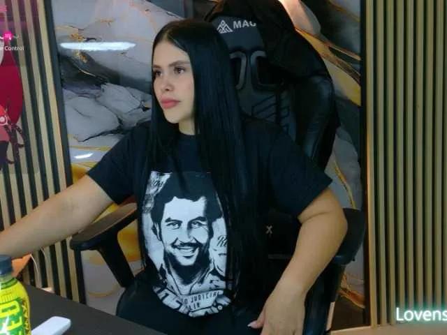 Lararoberts1 from BongaCams