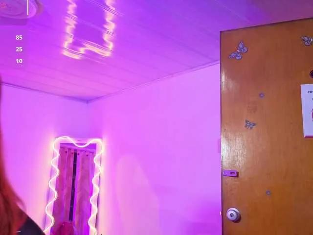 Laylafoxy-tay from BongaCams