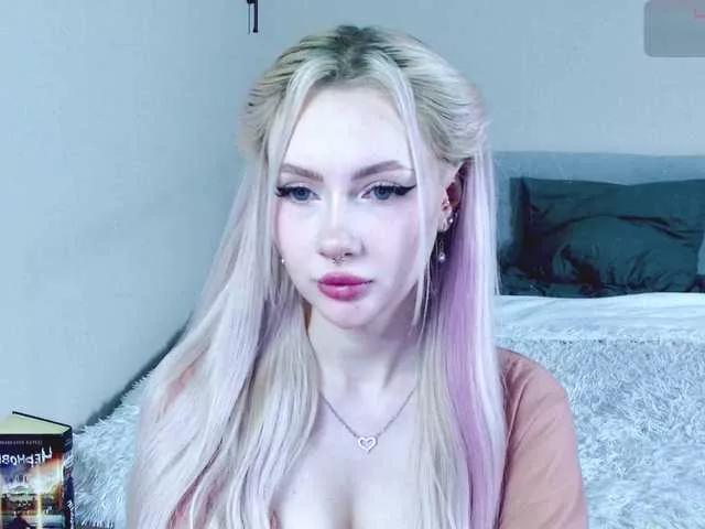 Lilalli from BongaCams