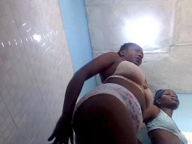 LilyAva2 from BongaCams