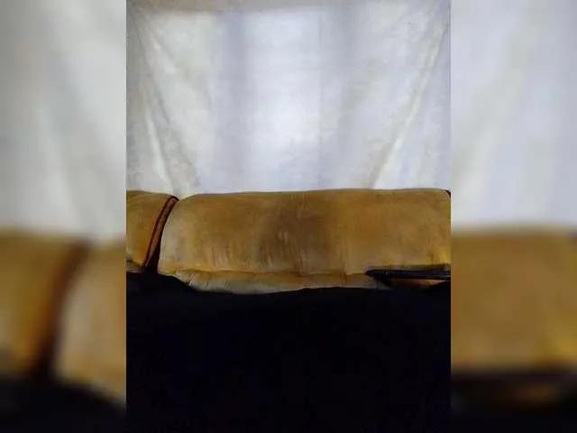 Linda-Tease from BongaCams