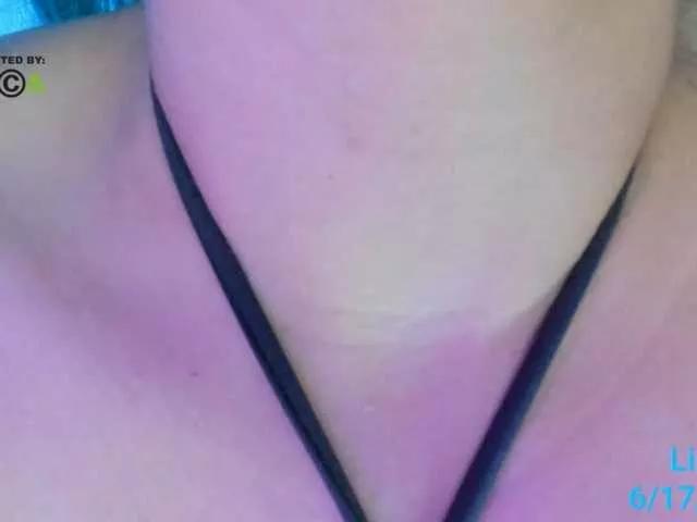 LishaDivine from BongaCams is Freechat