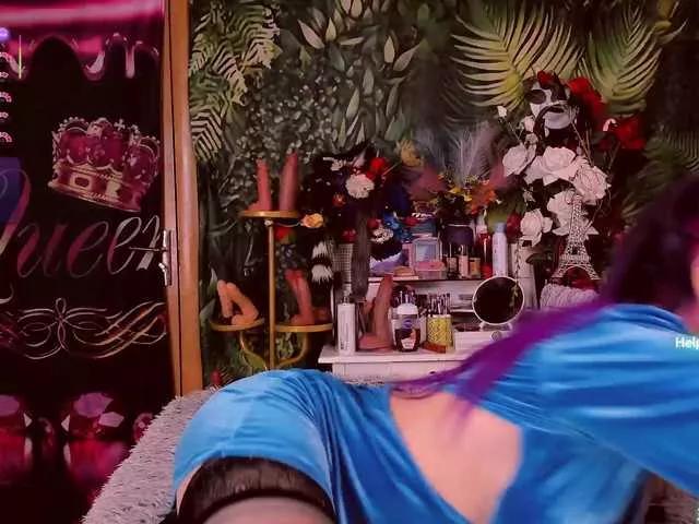 LolaHornyXXX from BongaCams