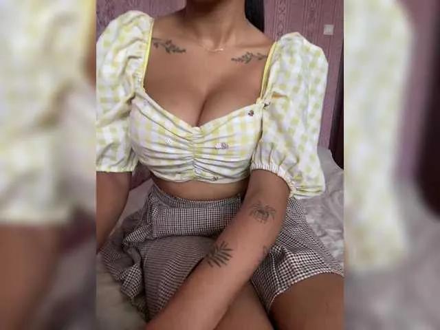 Lollypopp505 from BongaCams