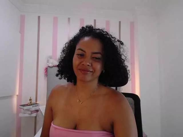 LorennaBrown69 from BongaCams