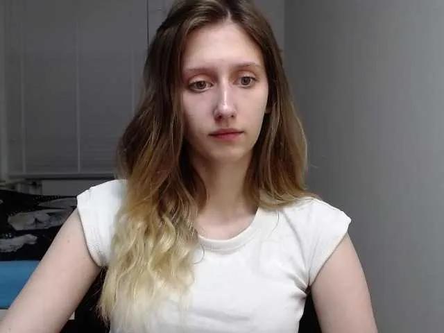 LUNAdream from BongaCams is Freechat