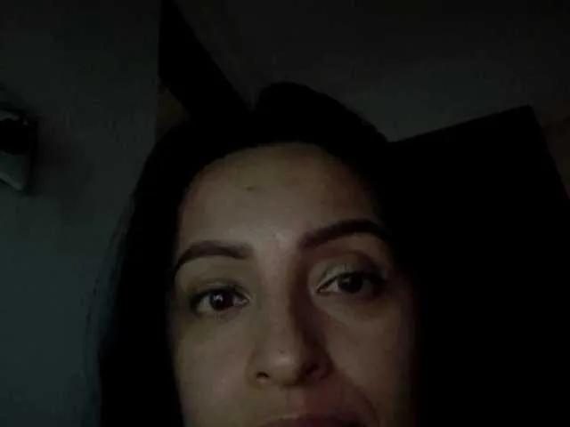 Lunaws11 from BongaCams