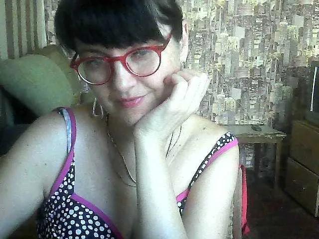 LynnYana from BongaCams