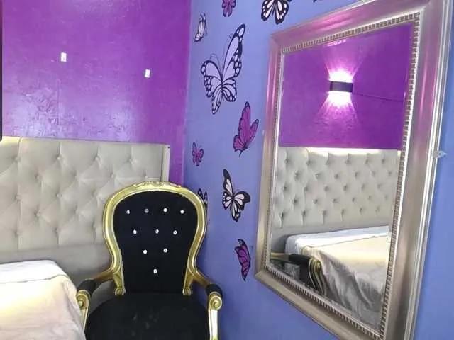 MadameDamn from BongaCams
