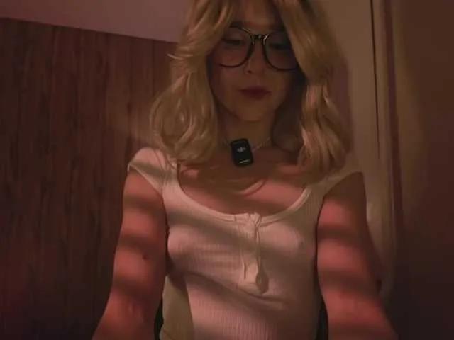 Maddison from BongaCams