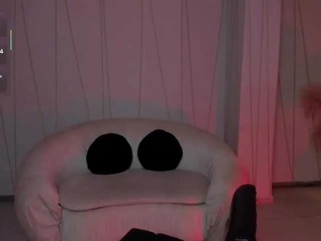 MaddisonCollins from BongaCams
