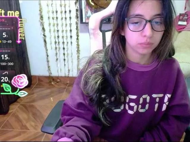 Maggie-Fox from BongaCams