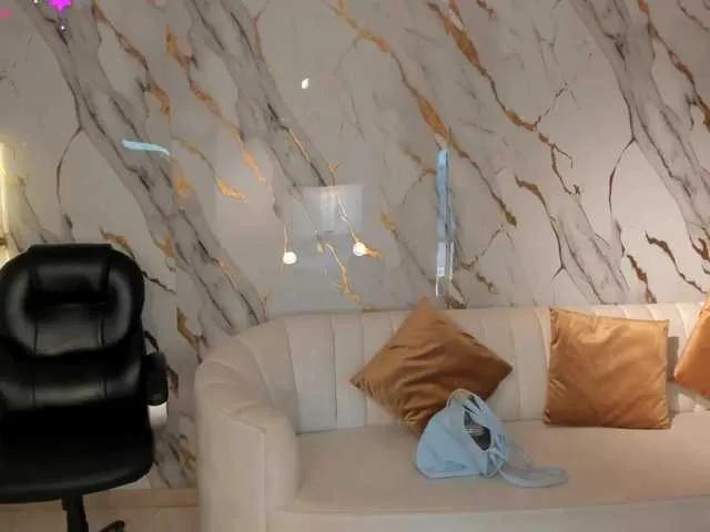 MaraRicci from BongaCams