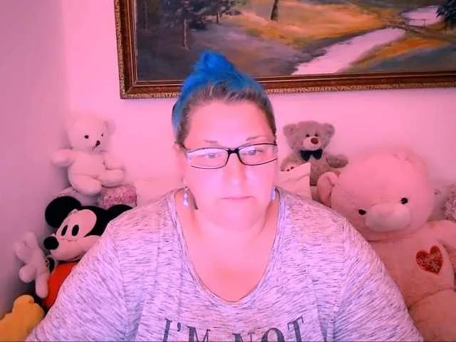 Marryaxx from BongaCams
