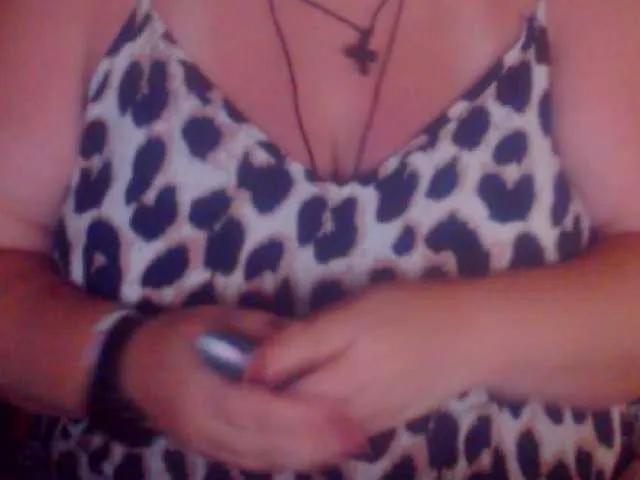 mayalove4u from BongaCams