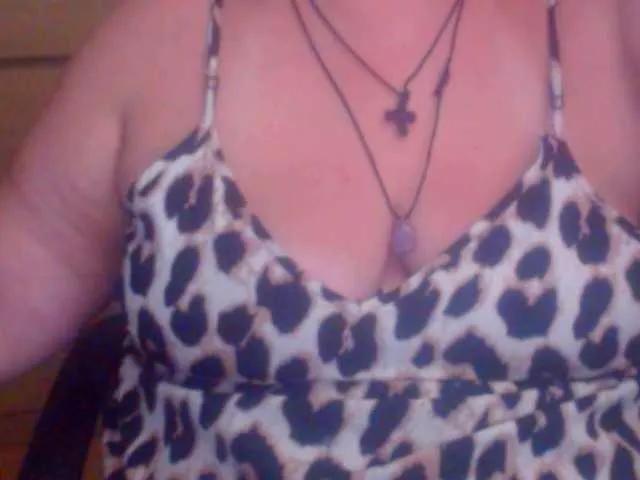 mayalove4u from BongaCams