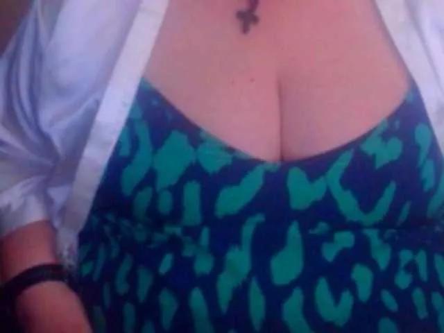 mayalove4u from BongaCams is Freechat