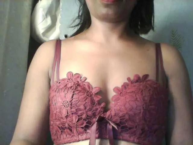 MayaQueen from BongaCams