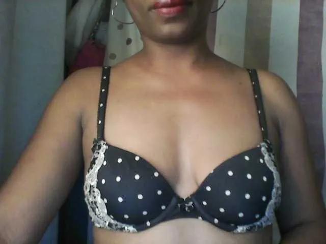 MayaQueen from BongaCams