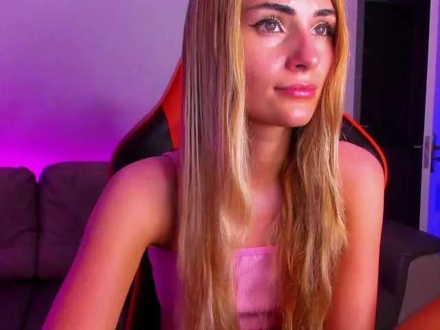 Meow from BongaCams