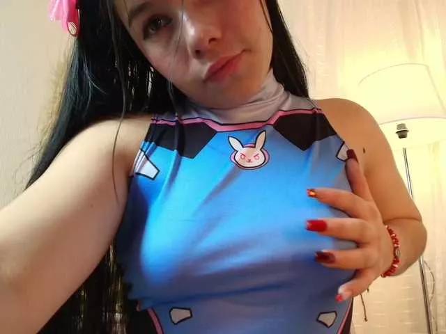 MIA-MORALEZ from BongaCams