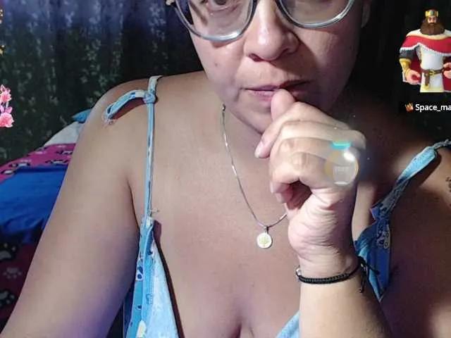 Miia-1bigboobs from BongaCams