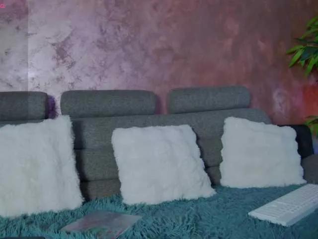 MiriamRose from BongaCams