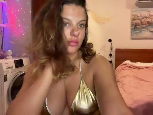 Miss-Kissss from BongaCams
