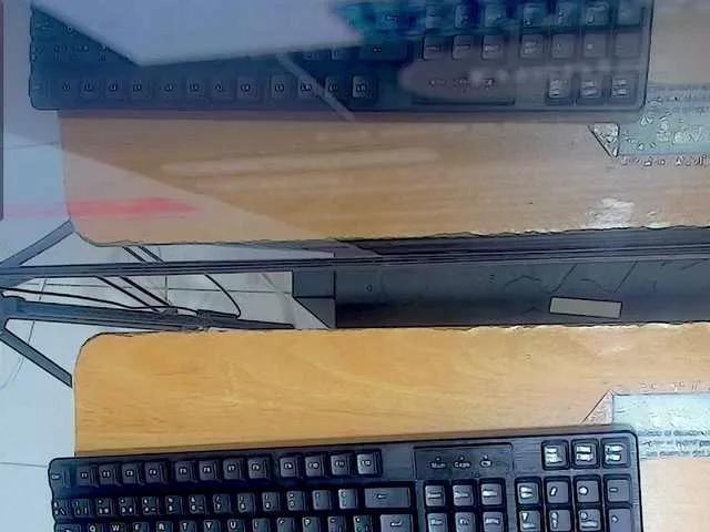 misshoney1 from BongaCams