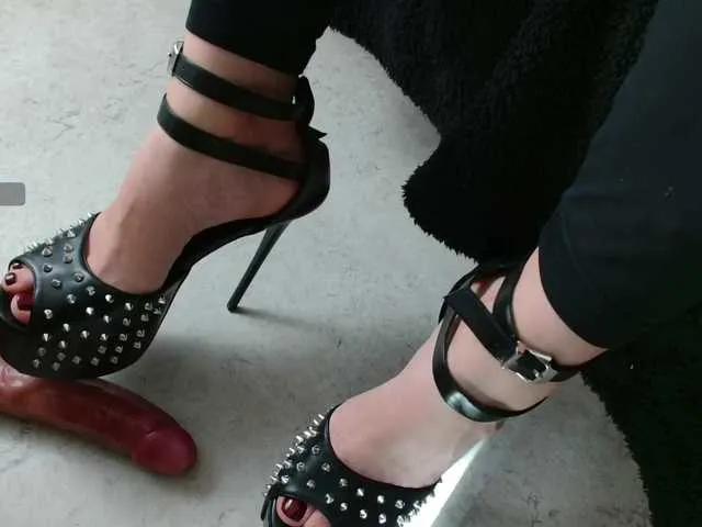 MistressAngelina888 from BongaCams