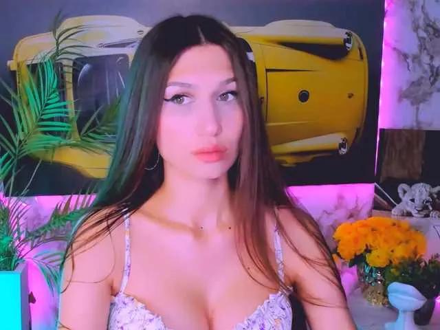 Mollyinyourmind from BongaCams