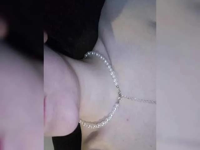 Moonlitmiragea from BongaCams