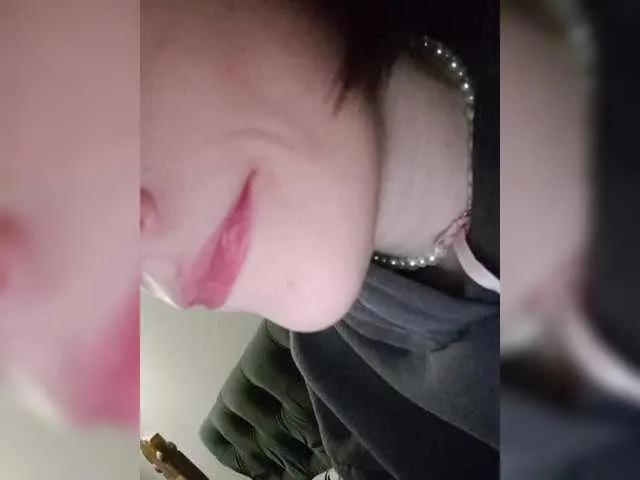 Moonlitmiragea from BongaCams