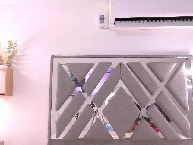 nahomy-ryans from BongaCams is Freechat